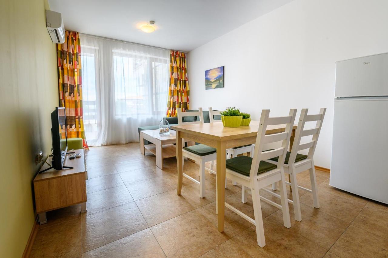 Robinson Beach Apartments Elenite Esterno foto