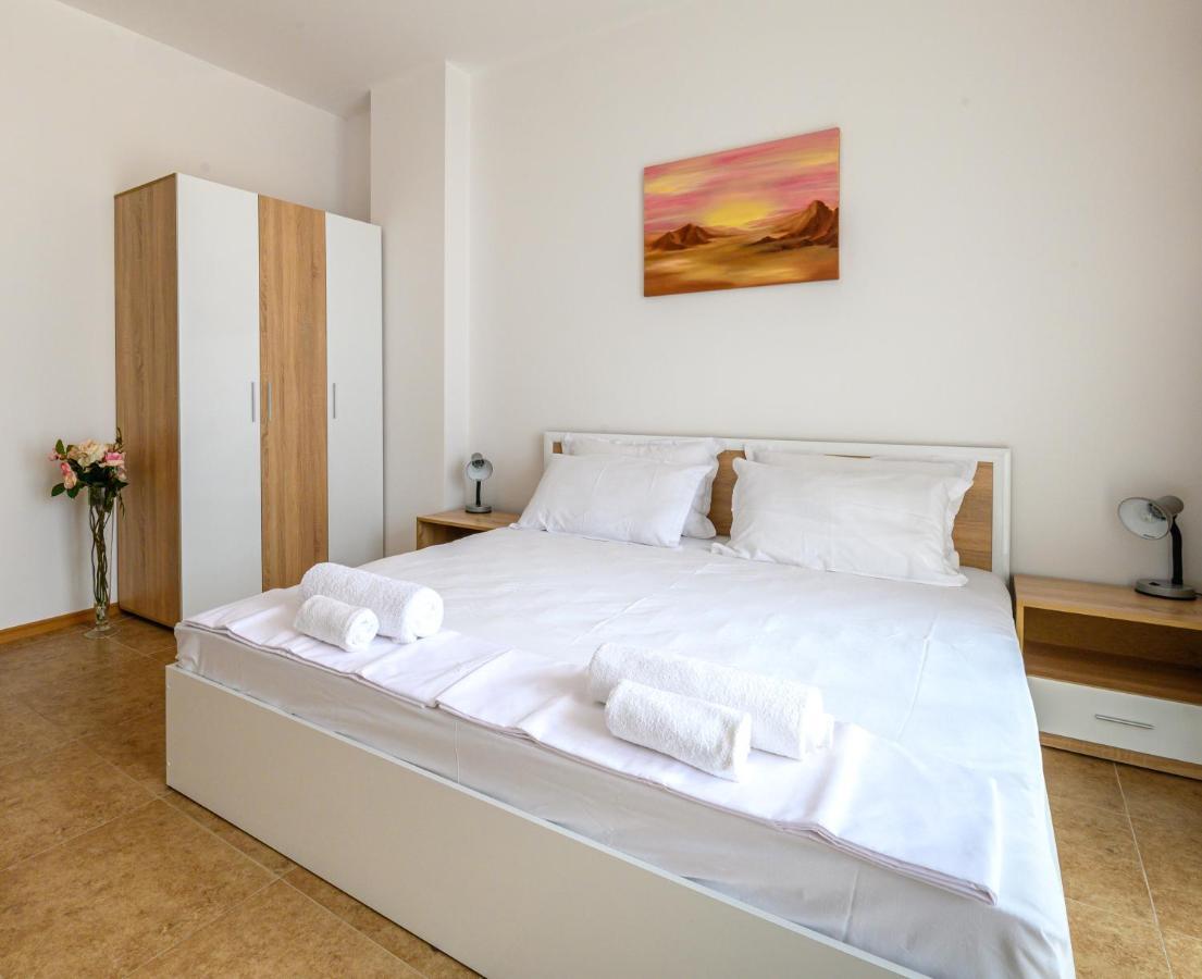 Robinson Beach Apartments Elenite Esterno foto