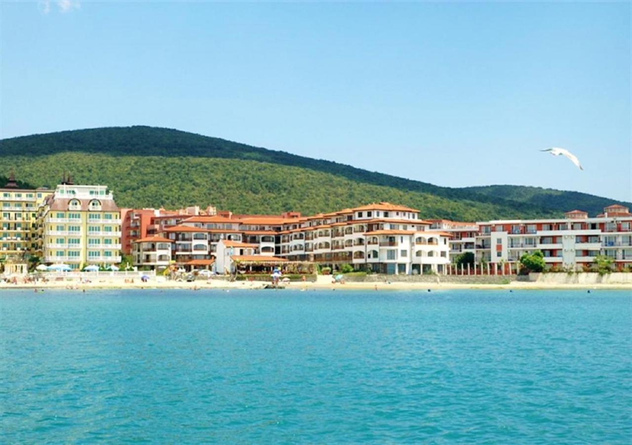 Robinson Beach Apartments Elenite Esterno foto