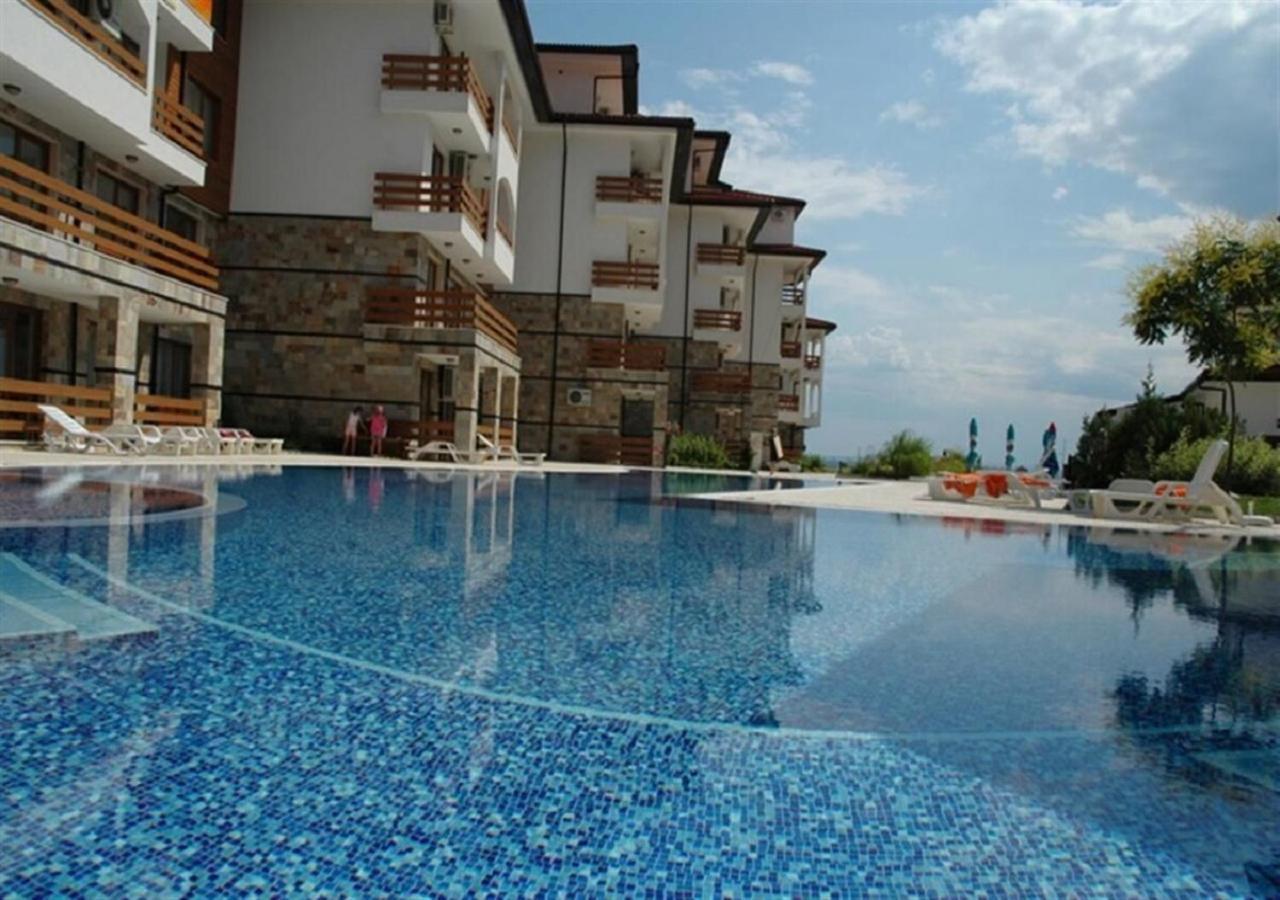 Robinson Beach Apartments Elenite Esterno foto
