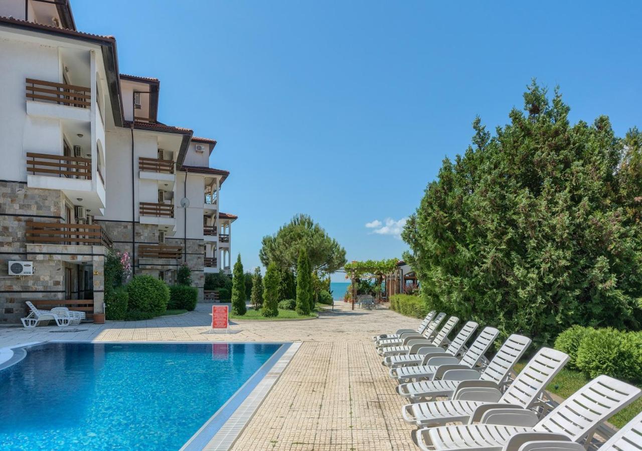 Robinson Beach Apartments Elenite Esterno foto