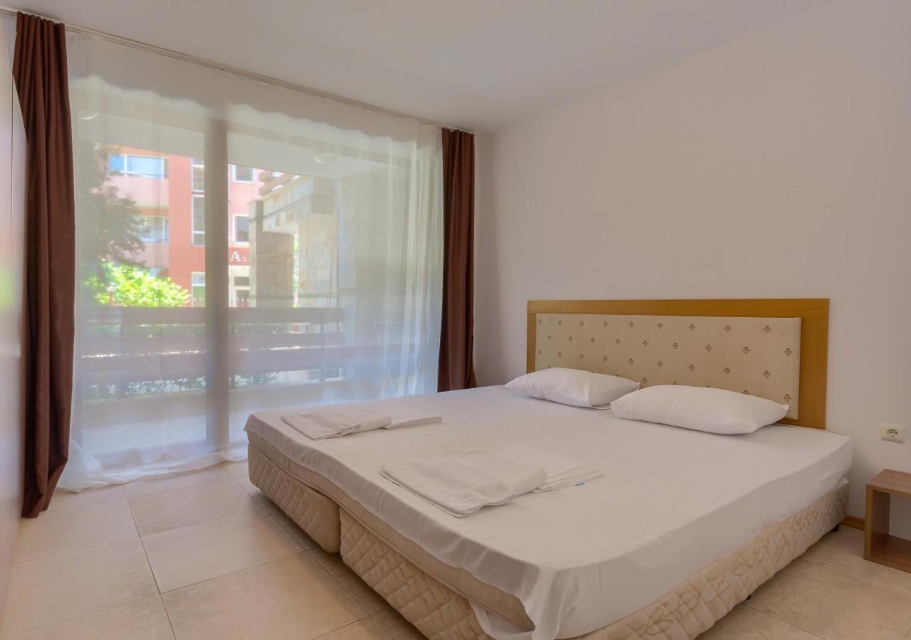Robinson Beach Apartments Elenite Esterno foto