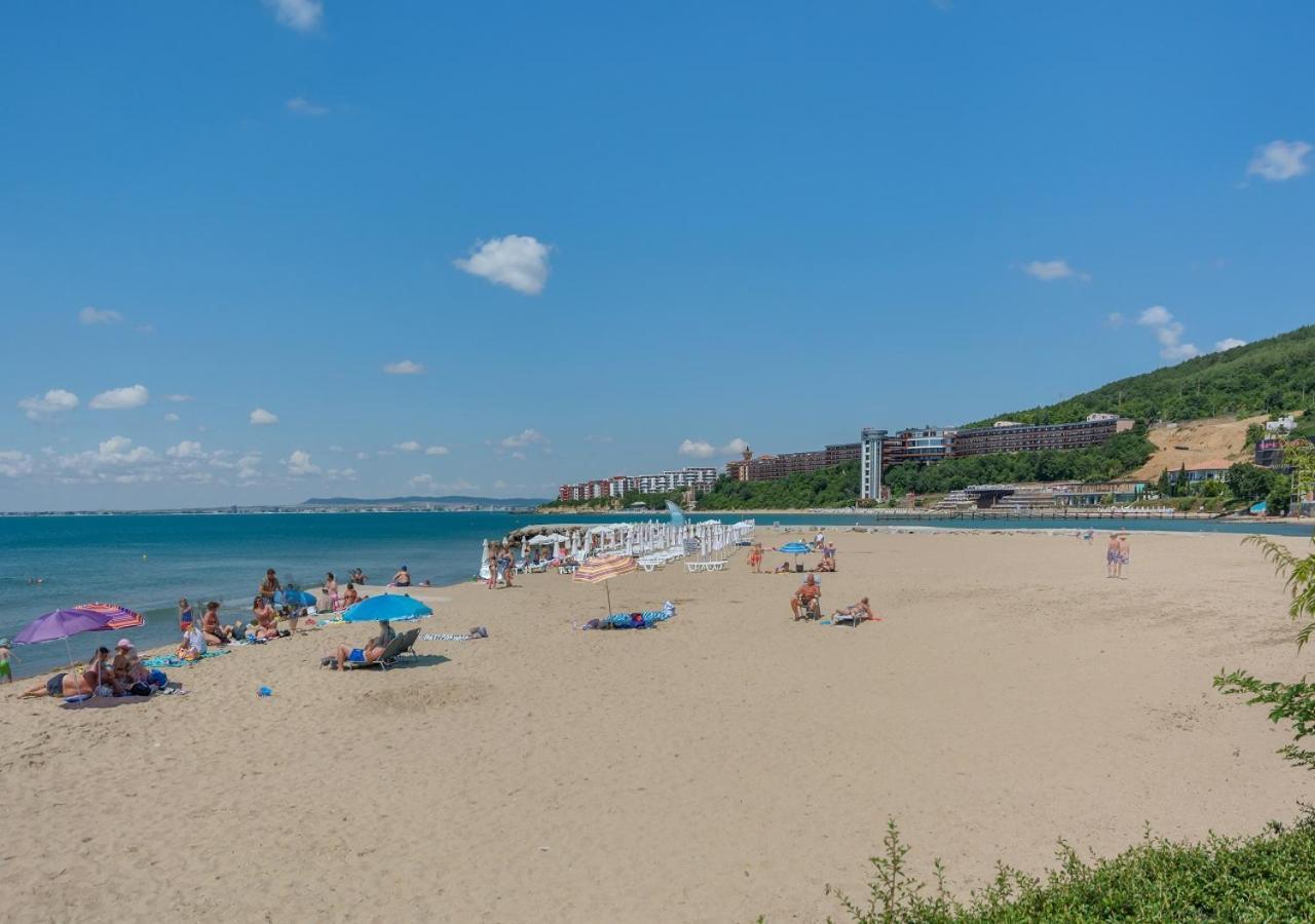 Robinson Beach Apartments Elenite Esterno foto