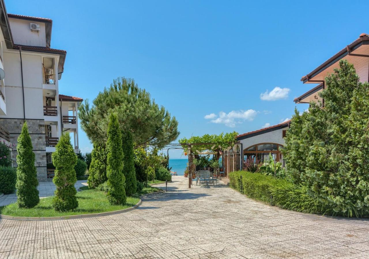 Robinson Beach Apartments Elenite Esterno foto