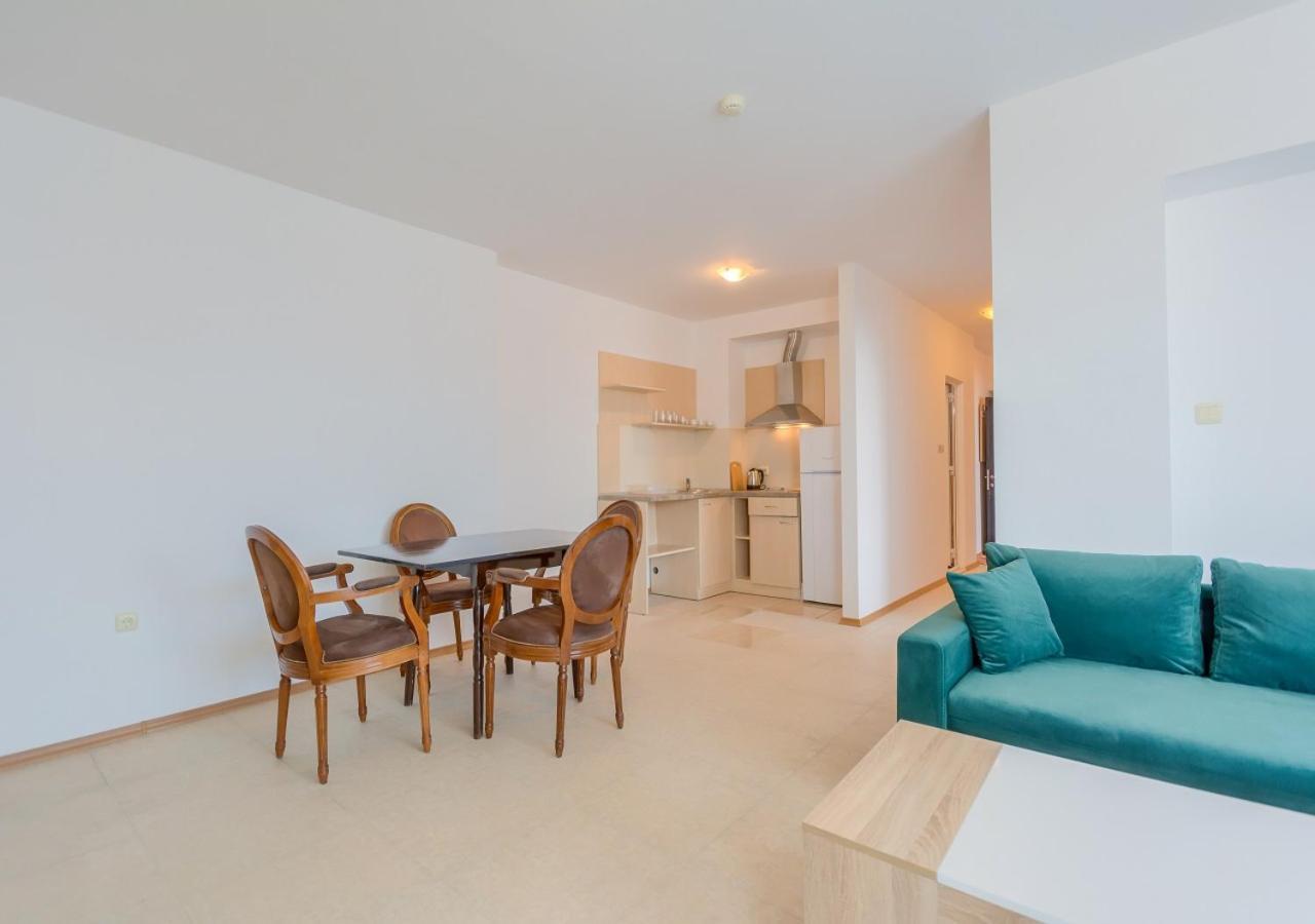 Robinson Beach Apartments Elenite Esterno foto