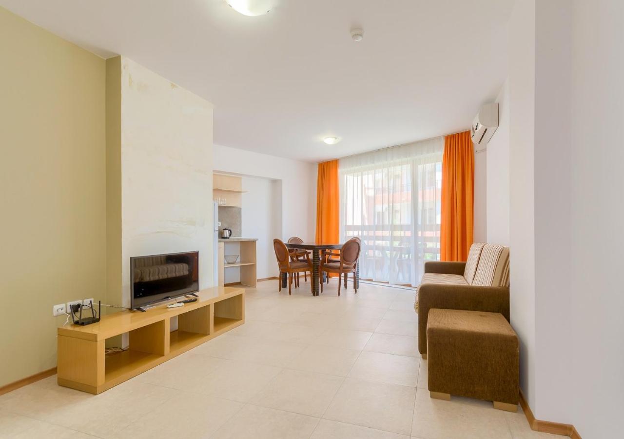 Robinson Beach Apartments Elenite Esterno foto