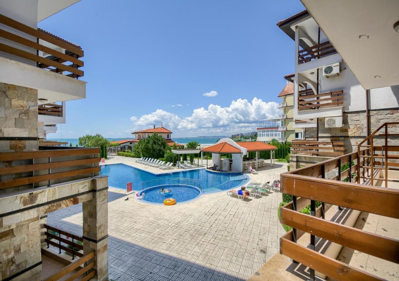 Robinson Beach Apartments Elenite Esterno foto